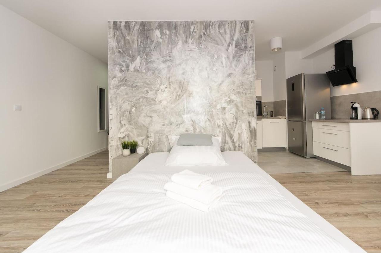Апартаменти Cosy Studio With Private Garage P4You Pl Краків Екстер'єр фото